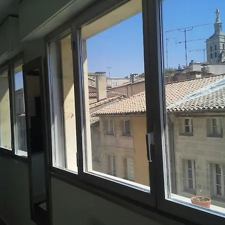 2 Pieces Magnifiques Vue De Papes Apartment *